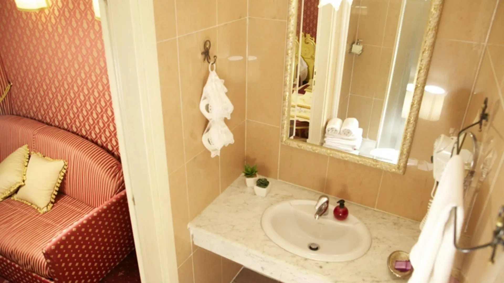 Ca' Morosini 1 & 2 Hotel Venice Guest house