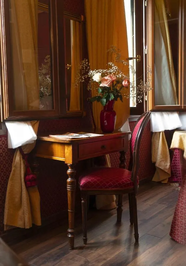 ** Gasthuis Ca' Morosini 1 & 2 Hotel Venetië Italië