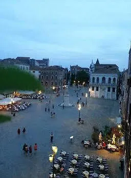 Pensión Hotel Ca' Morosini 1 & 2 Venecia